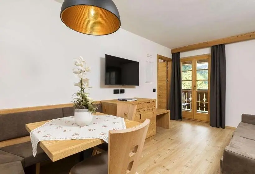 １ベッドルームのデラックスアパートメント, Residence Rottonara