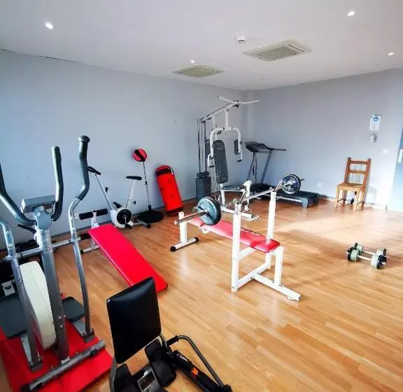 スタンダードトリプルルーム, Paris Par Trains, Area, Studios Avec Salle De Bain Et Kitchenette Privées, Ou, Chambres Avec Salles
