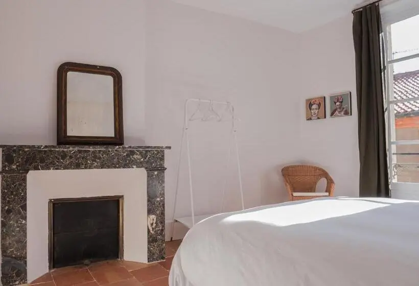 スタンダードルーム, La Cour Verte
