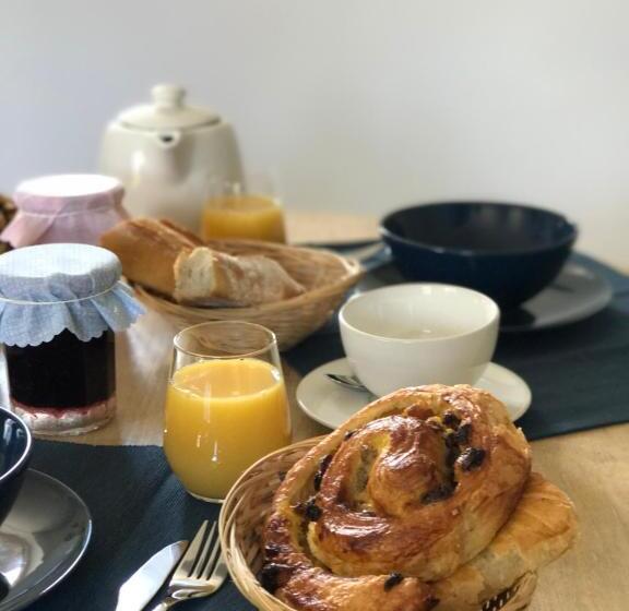 Номер Стандарт, Le Petit Pressoir