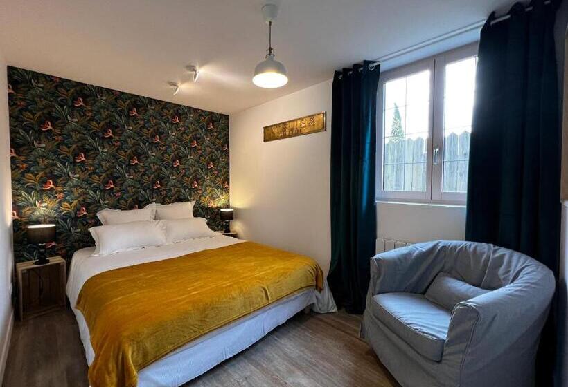 Люкс, Le Petit Pressoir