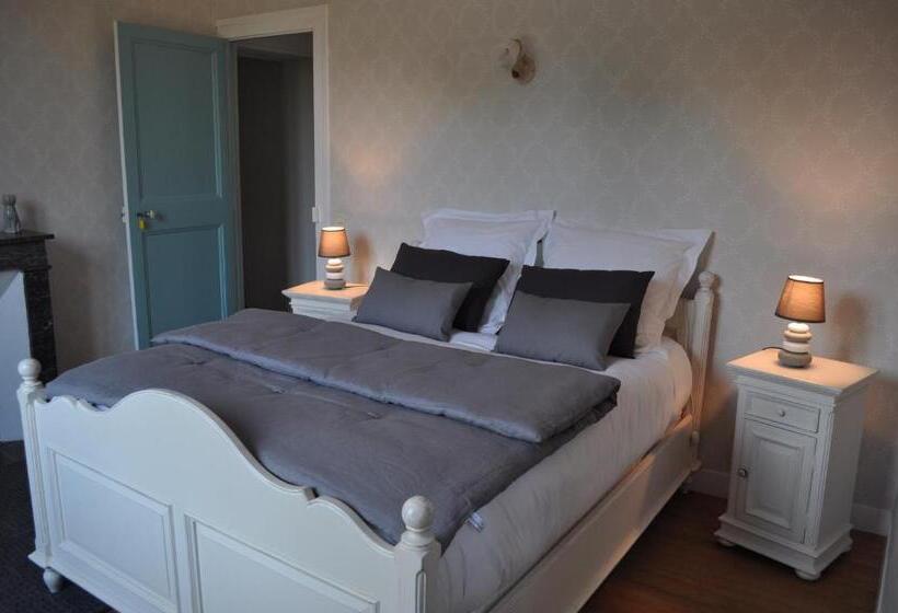 غرفة قياسية ثلاثية, La Villa Des Tilleuls