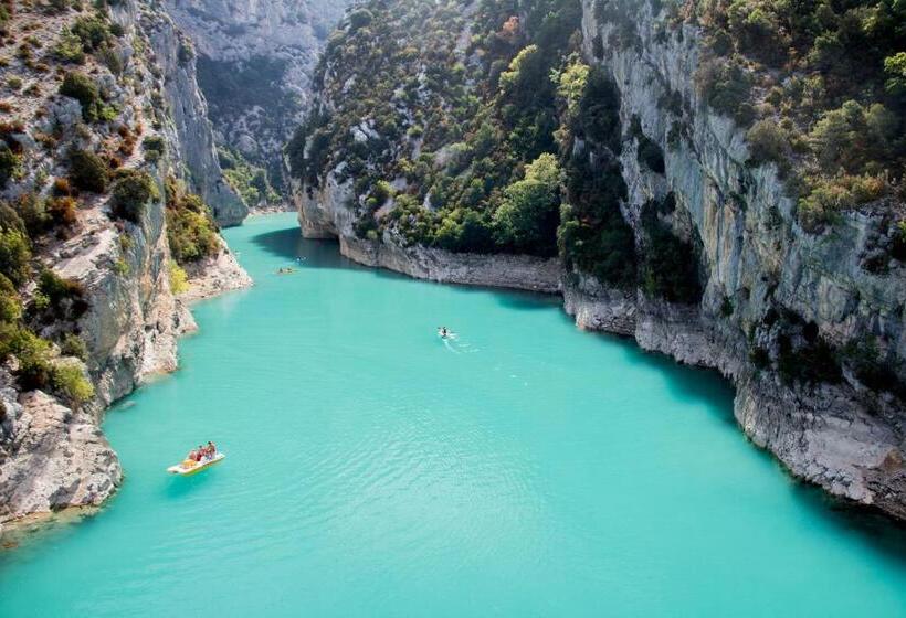 샬레, Camping Les Framboiseilles