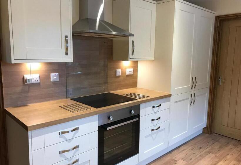 إستوديو قياسى مطلّ علي الحديقة, Weatherhead Farm