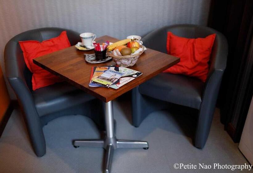 דירת חדר בקומת קרקע, Au Jardin Des Deux Ponts