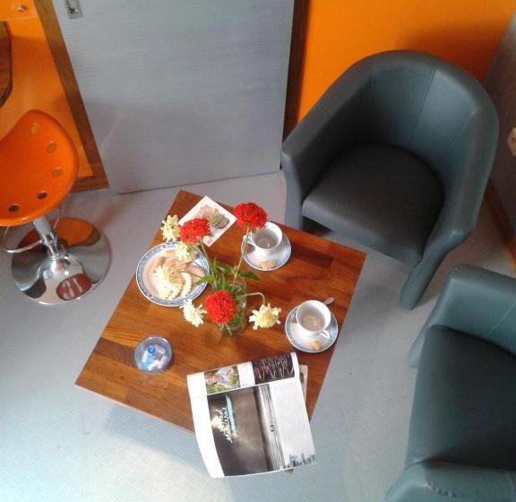 דירת חדר בקומת קרקע, Au Jardin Des Deux Ponts