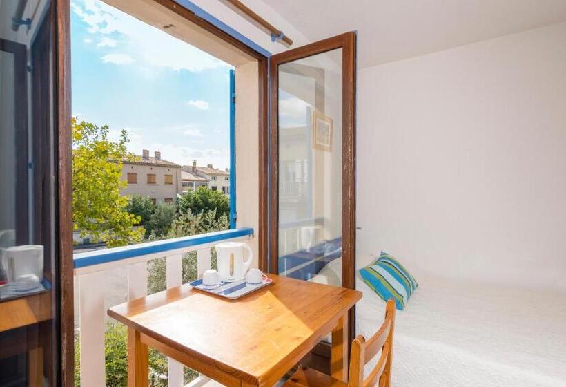 Номер Стандарт, Studi Hôtel Résidence Plein Voile