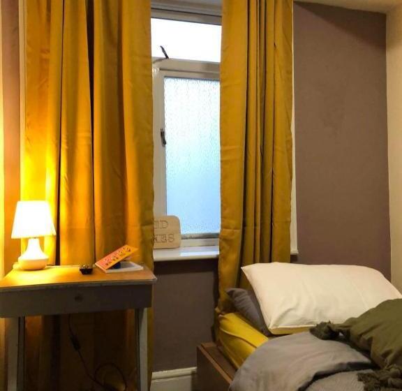 Номер Стандарт Индивидуальный, The Cross Inn