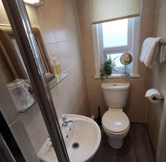 スタンダードルーム, Pilkingtons Guest House Accrington