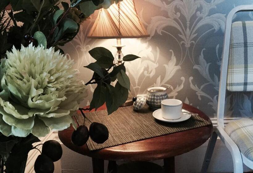 标准单人间共用浴室, Pilkingtons Guest House Accrington