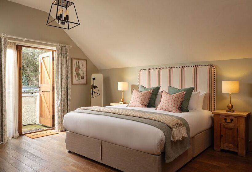 חדר דלוקס, The Newbridge On Usk