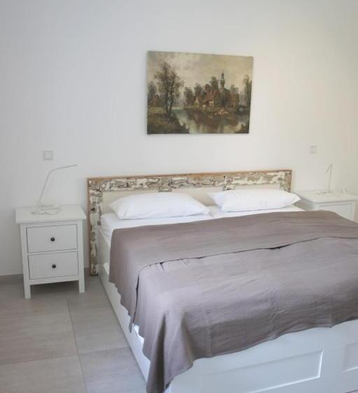 低层单卧公寓, Herberge Hof Armada