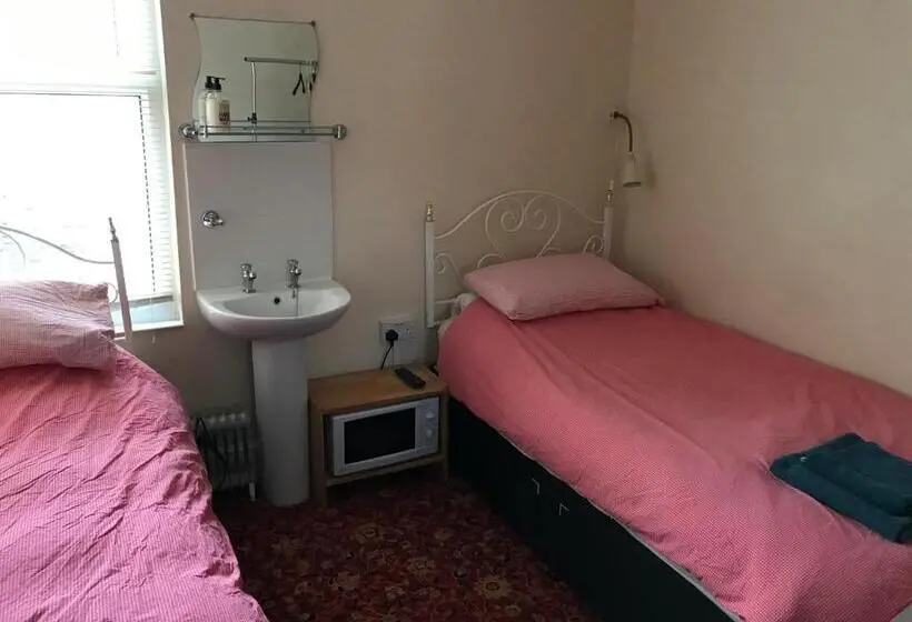 バス共有のスタンダードルーム, Bayside Guest House