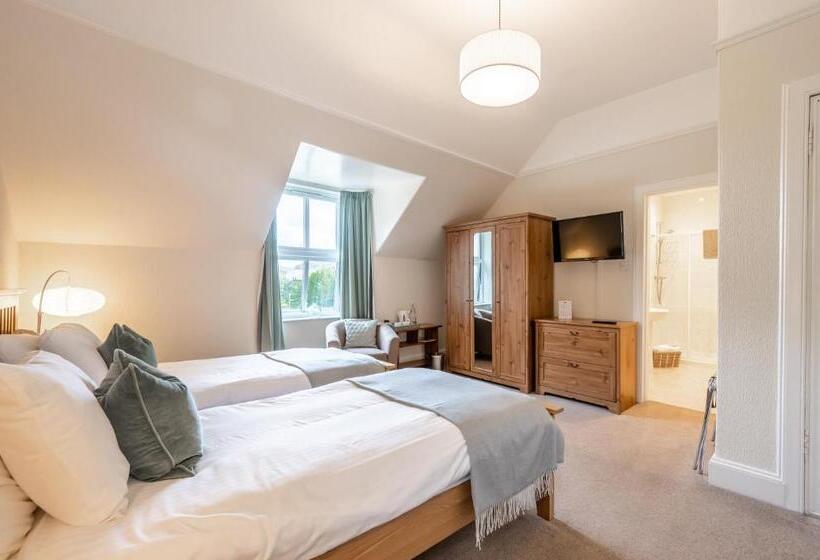 Номер Deluxe, Corriness House