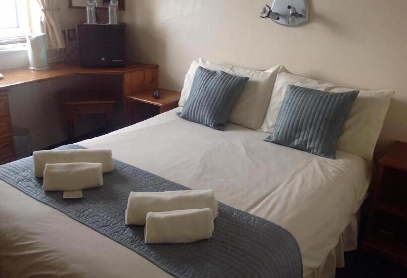 חדר סטנדרט, Cubbon House