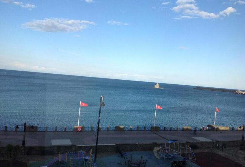 חדר סטנדרט נוף לים, Cubbon House