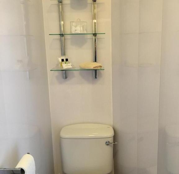 חדר סטנדרט יחיד, Cubbon House