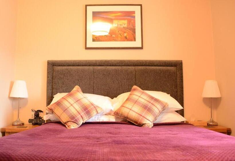 غرفة قياسية مطلّة علي البحيرة, Lochview House