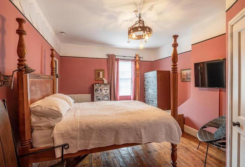 חדר דלוקס, Moonfleet Boutique