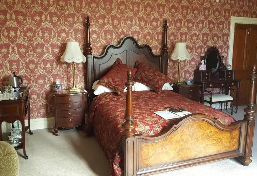 キングサイズベッドのスタンダードルーム, St David's Guesthouse