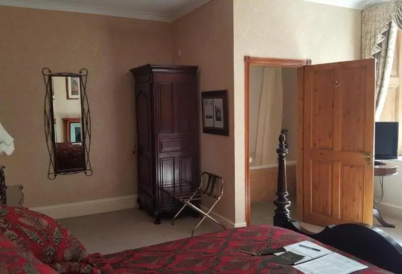 キングサイズベッドのスタンダードルーム, St David's Guesthouse