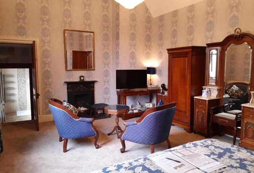 キングサイズベッドのデラックススイート, St David's Guesthouse
