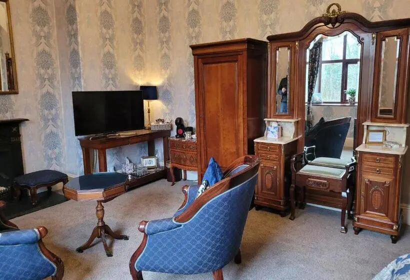 キングサイズベッドのデラックススイート, St David's Guesthouse