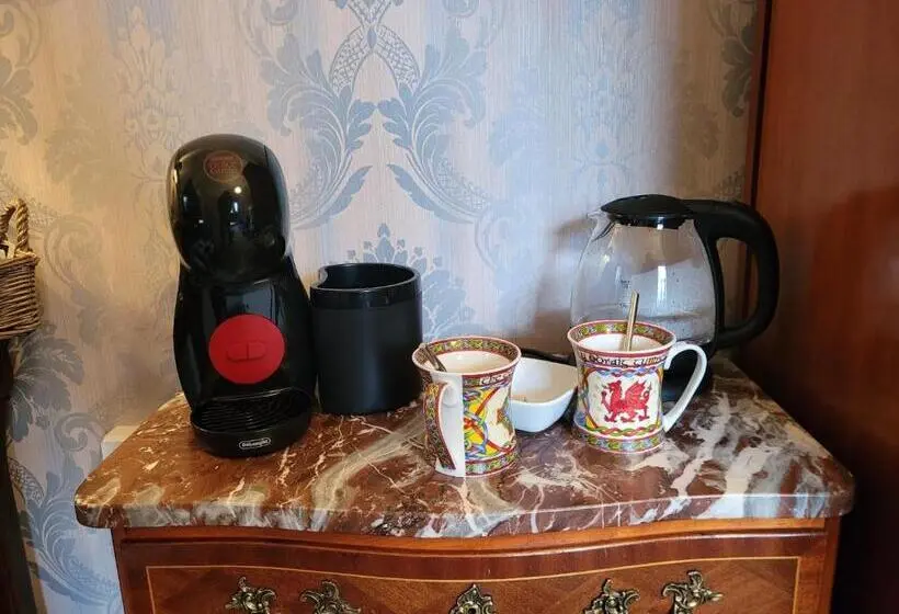 キングサイズベッドのデラックススイート, St David's Guesthouse