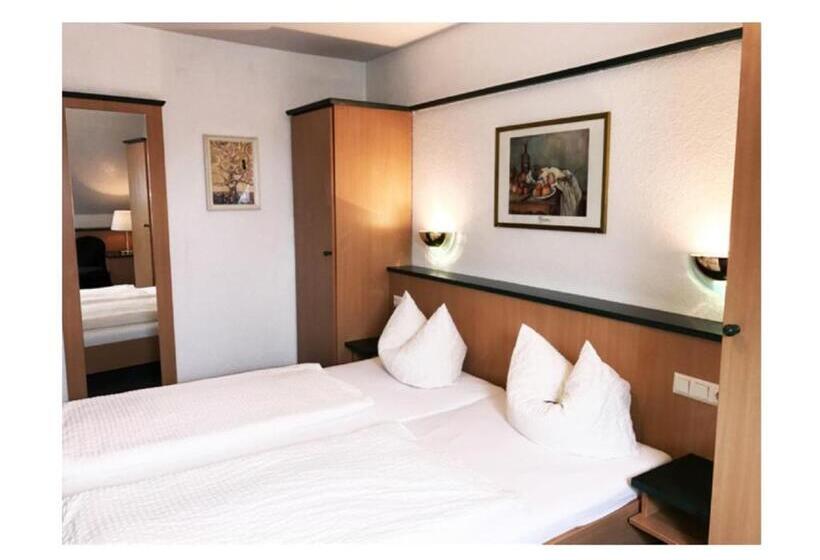 Quarto Estandar, Landgasthof Grüner Baum   Dittigheim