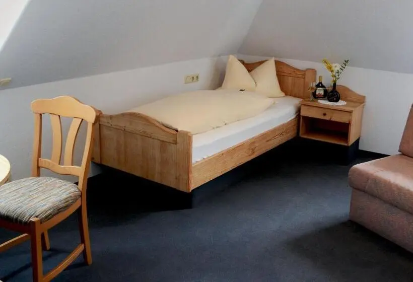 スタンダードシングルルーム, Gasthof Hotel Weinbau Zum Goldenen Ochsen