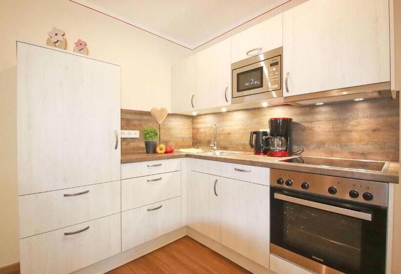 Апартаменты 1 Спальня с Террасой, Cafe Wastelbauerhof   Urlaub Auf Dem Bauernhof