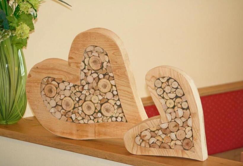 Апартаменты 1 Спальня с Балконом, Cafe Wastelbauerhof   Urlaub Auf Dem Bauernhof