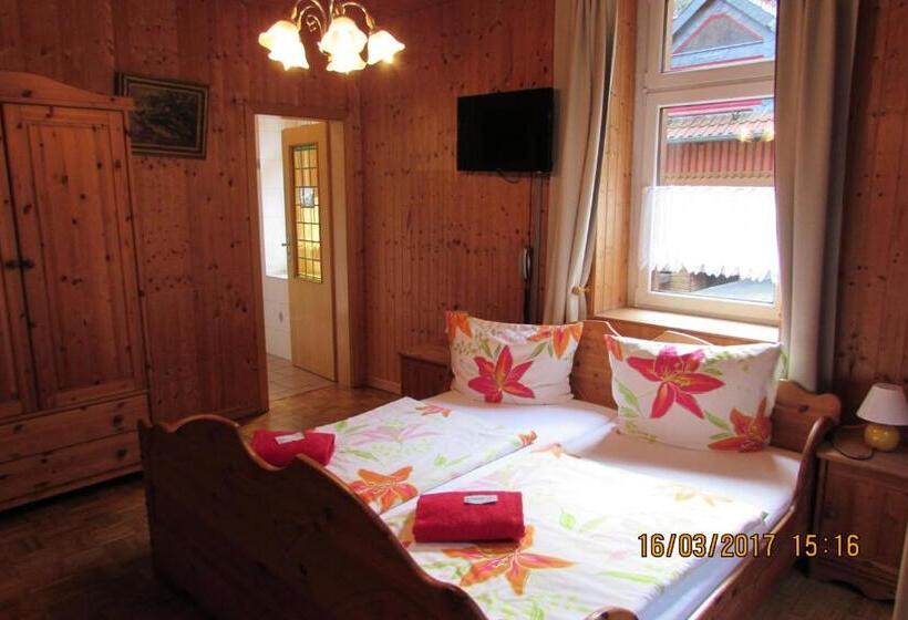 マウンテンビュースタンダードルーム, Gasthaus Koenigsruhe