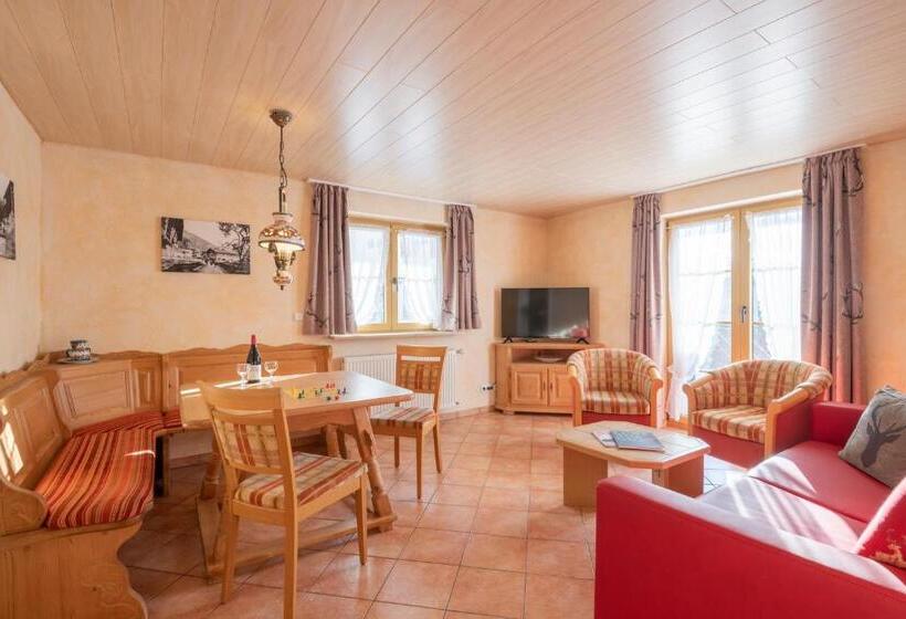 شقة غرفتين نوم مزودة بشُرفة, Ferienhotel Sonnenheim