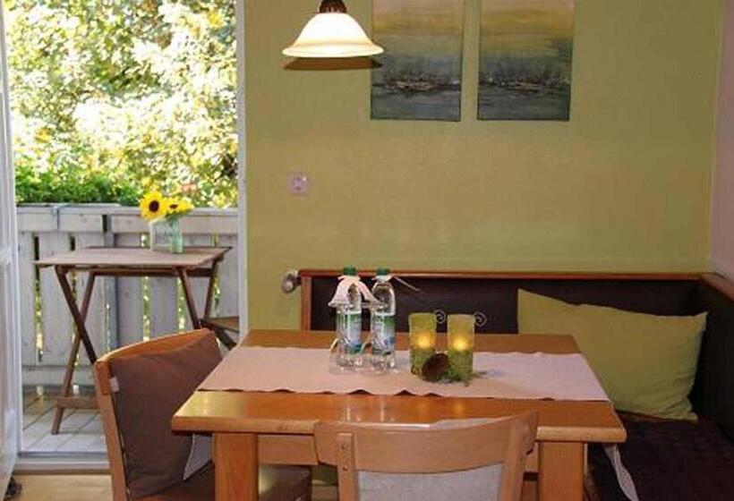 침실 1개 아파트, Frongahof