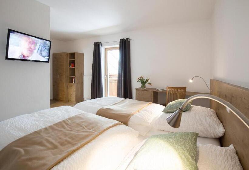 スタンダードルーム, Fischhof Beer