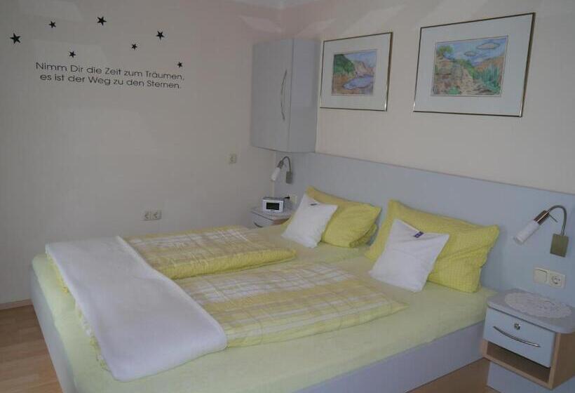 Апартаменты 1 Спальня с Балконом, Pension / Fw Gästehaus Stern