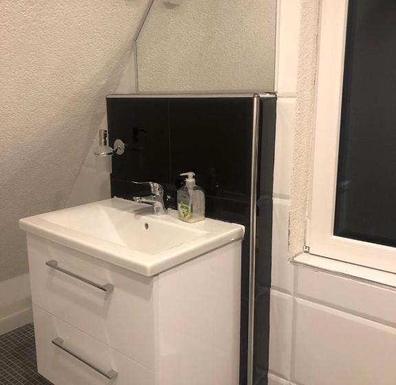 Quarto Triplo Standart, Dionysos Traube