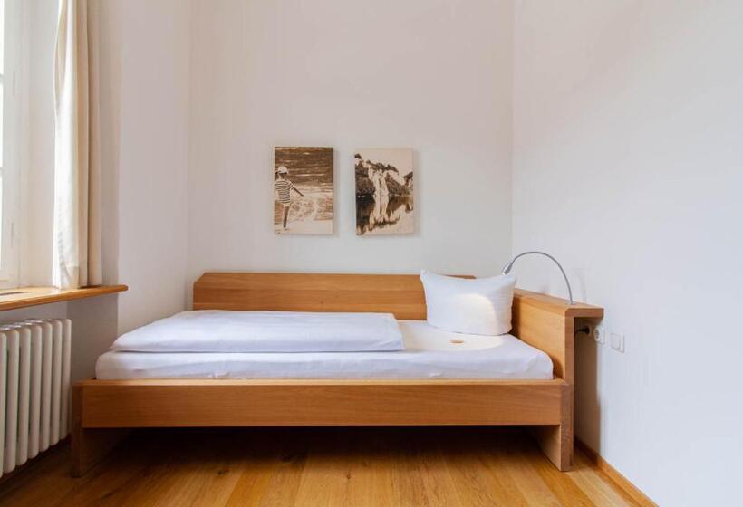 Quarto standart individual, Gästehaus St. Georg Weltenburger Klosterbetriebe Gmbh