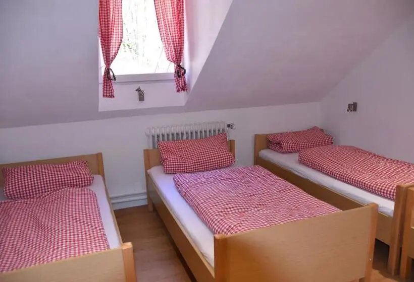ベーシックトリプルルーム, Naturfreundehaus Veilbronn