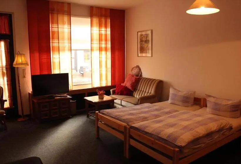 スタンダード4人部屋, Pension Rad Haus