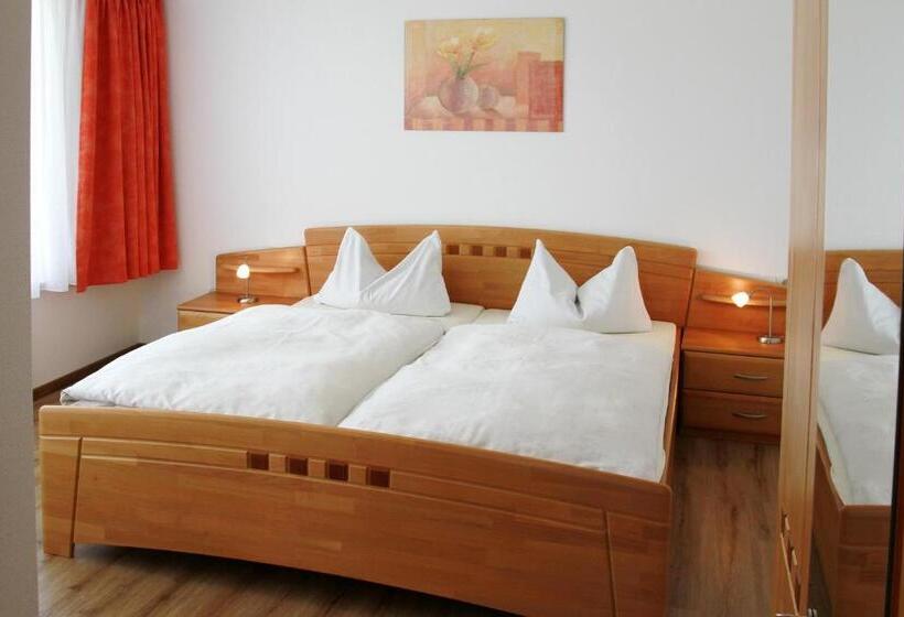 דירת חדר עם טרסה, Schwarzwald Pension Fechtig