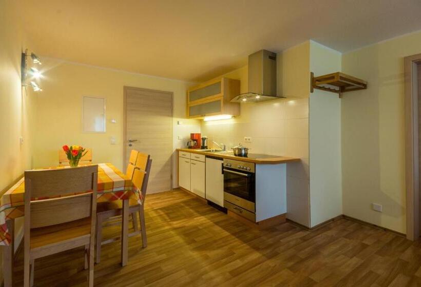 ファミリースイートの2ベッドルーム, Pension Am Finkenberg