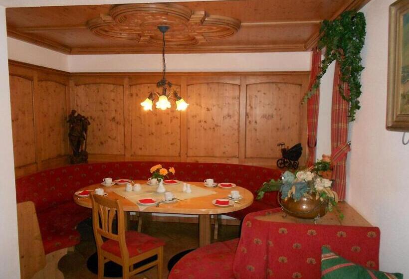 발코니가 있는 2 베드룸 아파트, Aparthotel Alpenpark