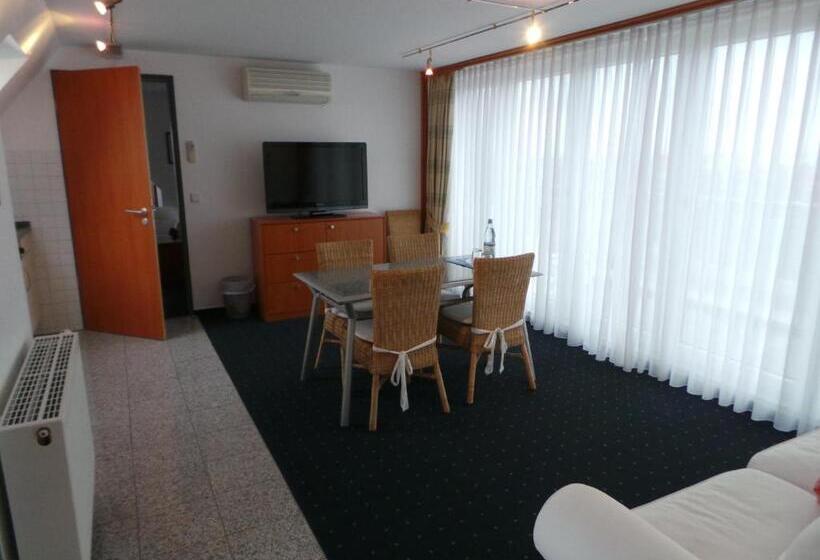 شقة غرفة واحدة, Haus Köbesine