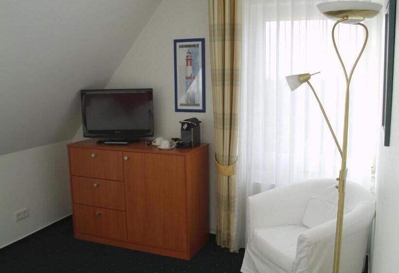 شقة أساسية غرفة واحدة, Haus Köbesine