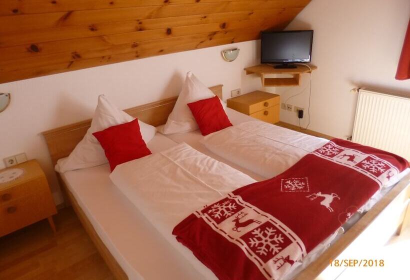 Номер Стандарт с Балконом, Landgasthaus Gemsennest