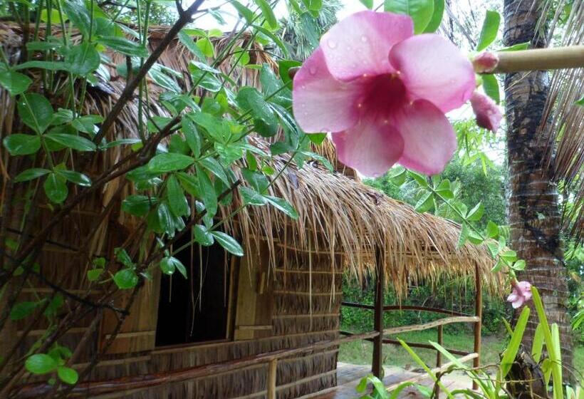 بنجلو قياسى, Le Logis De Kep