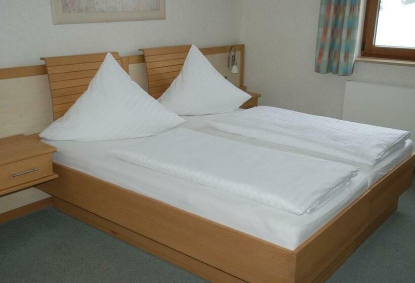 标准间, Räuberschänke