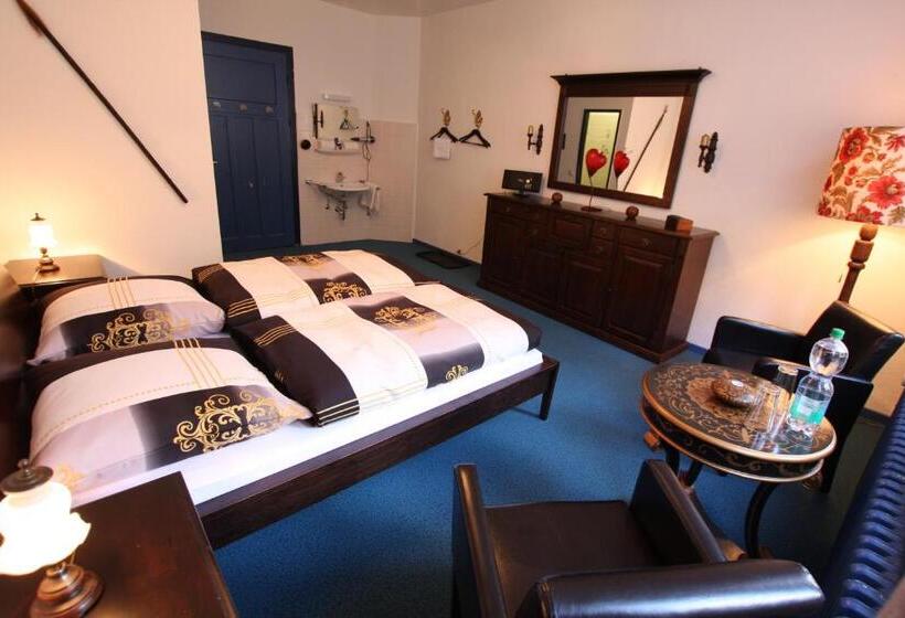 Standardzimmer mit Gartenblick, Pension Villa Kassandra